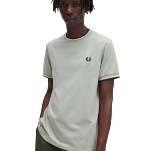 Fred Perry - M1588 Twin Tipped T-shirt in Seagrass