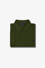 Load image into Gallery viewer, Fred Perry  - M6000 - Shirt in Uniform Green