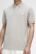 Load image into Gallery viewer, Fred Perry  - M6000 - Shirt in Limestone / Ecru