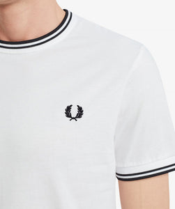 Fred Perry - M1588 Twin Tipped T-shirt in White/Black