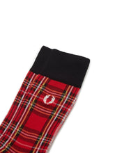 Load image into Gallery viewer, Fred Perry - Socks in Royal Stewart Tartan