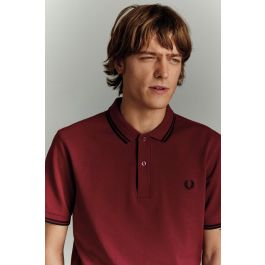 Fred Perry - M3600 in Tawny Port / Black