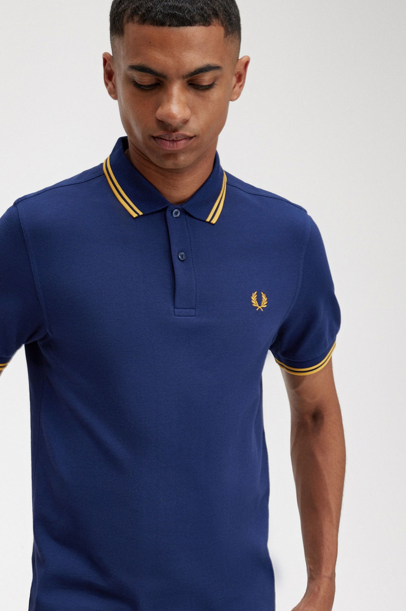 Fred Perry - M3600 in French Navy / Golden Hour