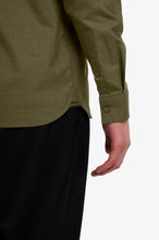 Load image into Gallery viewer, Fred Perry - M4686 Oxford Shirt in Uniform Green