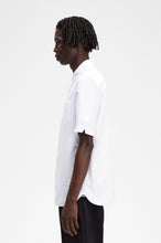 Load image into Gallery viewer, Fred Perry - M5503 Short Sleeve Shirt in White