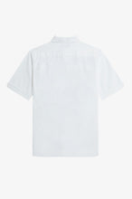 Load image into Gallery viewer, Fred Perry - M5503 Short Sleeve Shirt in White