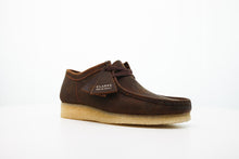 Load image into Gallery viewer, Clarks Originals - Wallabees Beeswax