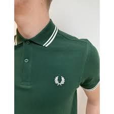 Fred Perry - M3600 in Ivy / White / White